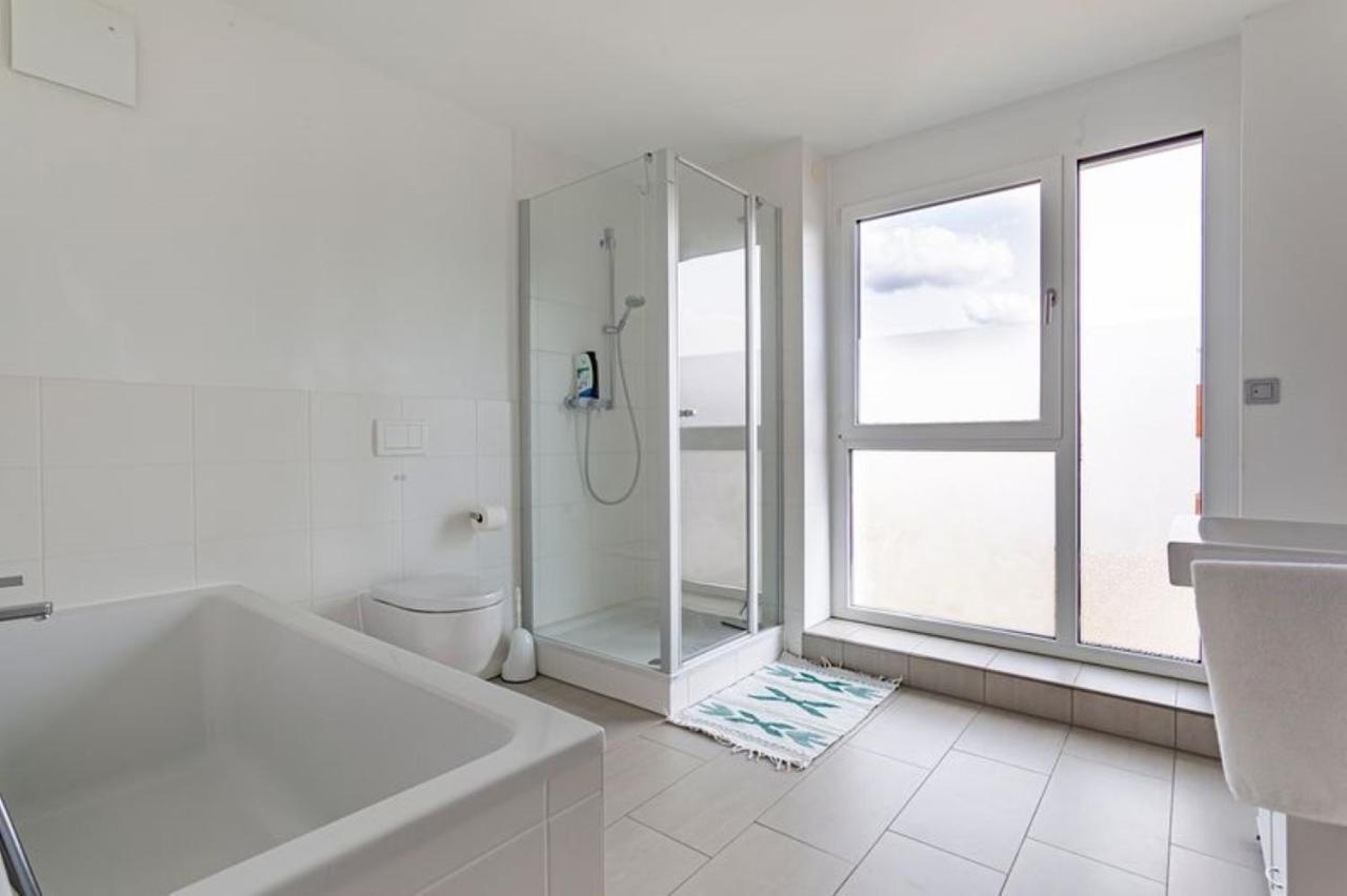 Privat Zimmer Richtung Messe 하노버 외부 사진